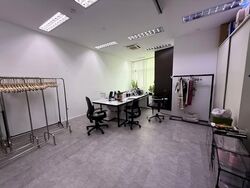 Oxley Bizhub (D14), Factory #563316811